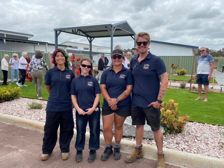 Edenlife Australind gardening team